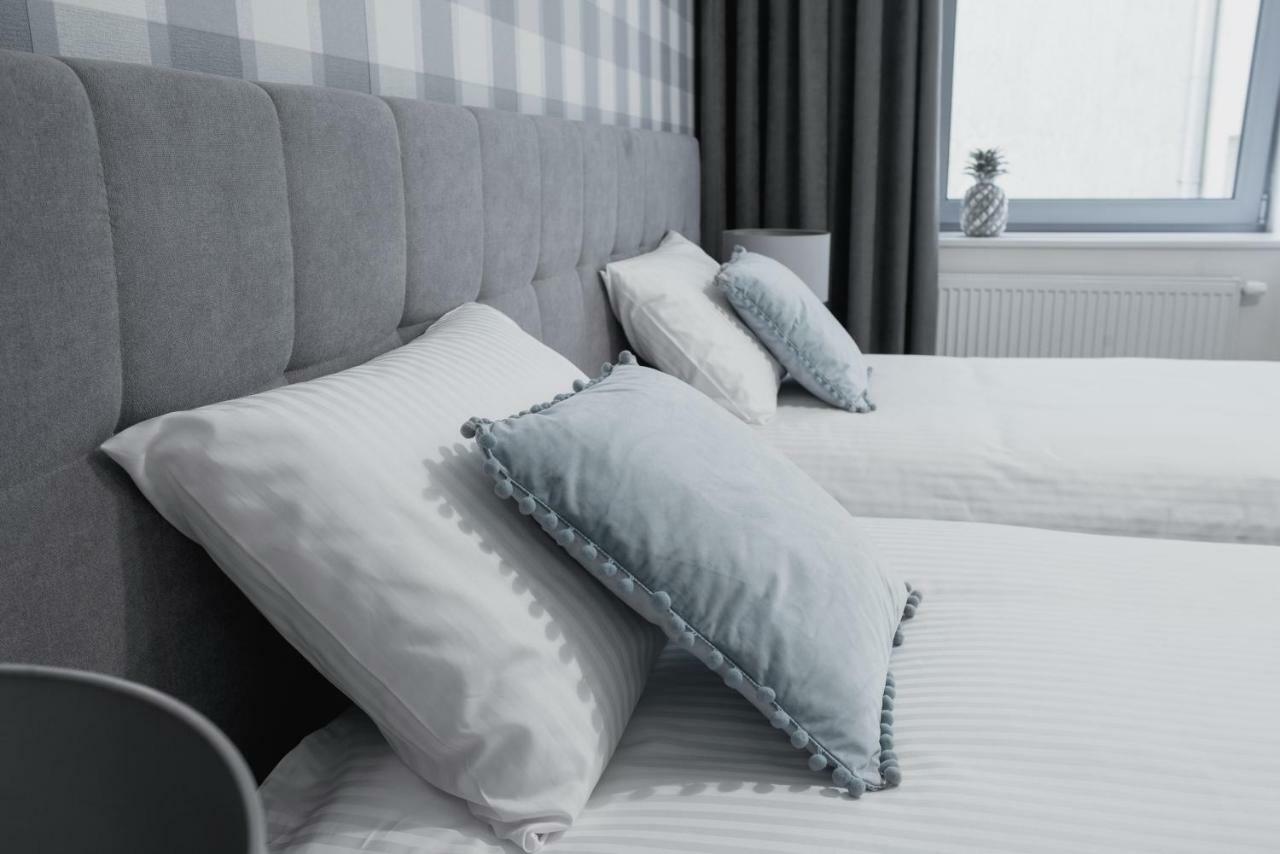 Apartamenty 1 Maja 45 エルブロンク エクステリア 写真