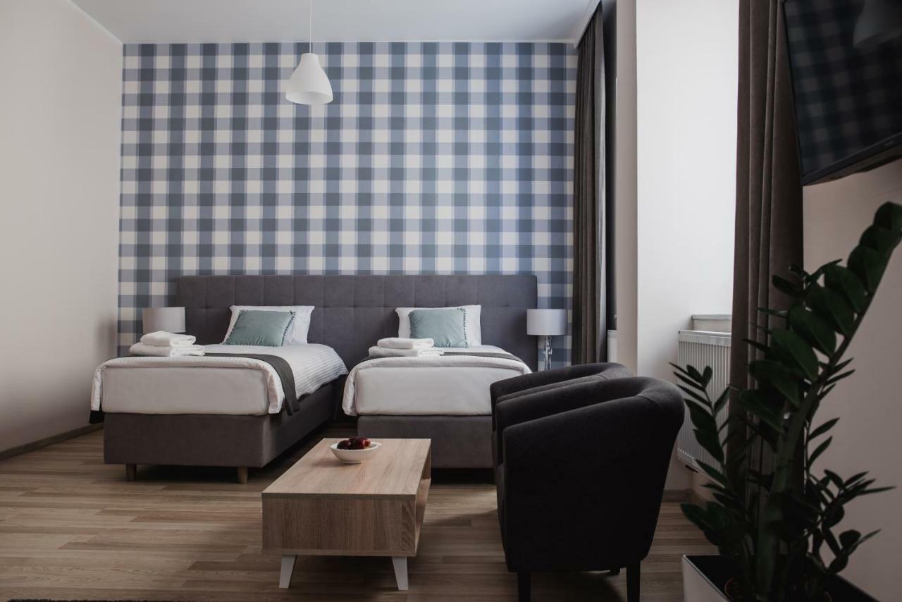 Apartamenty 1 Maja 45 エルブロンク エクステリア 写真