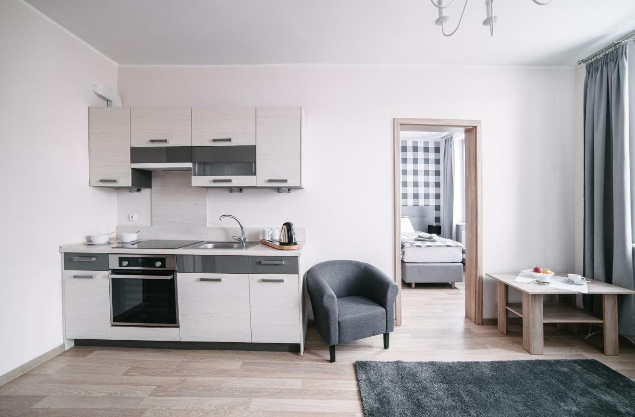 Apartamenty 1 Maja 45 エルブロンク エクステリア 写真