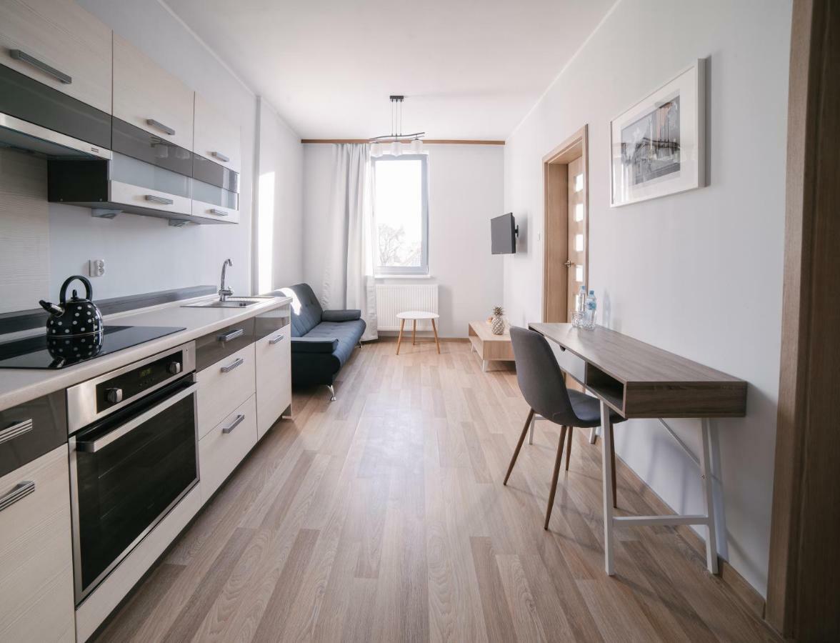 Apartamenty 1 Maja 45 エルブロンク エクステリア 写真